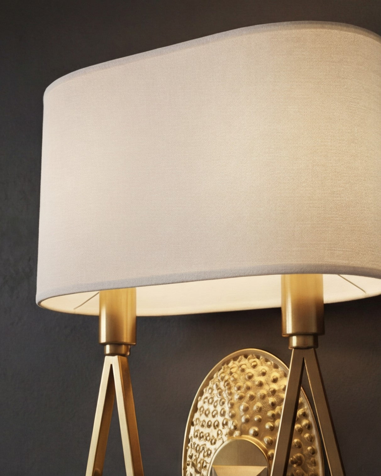 "Regal Loop" Shade Wall Light 