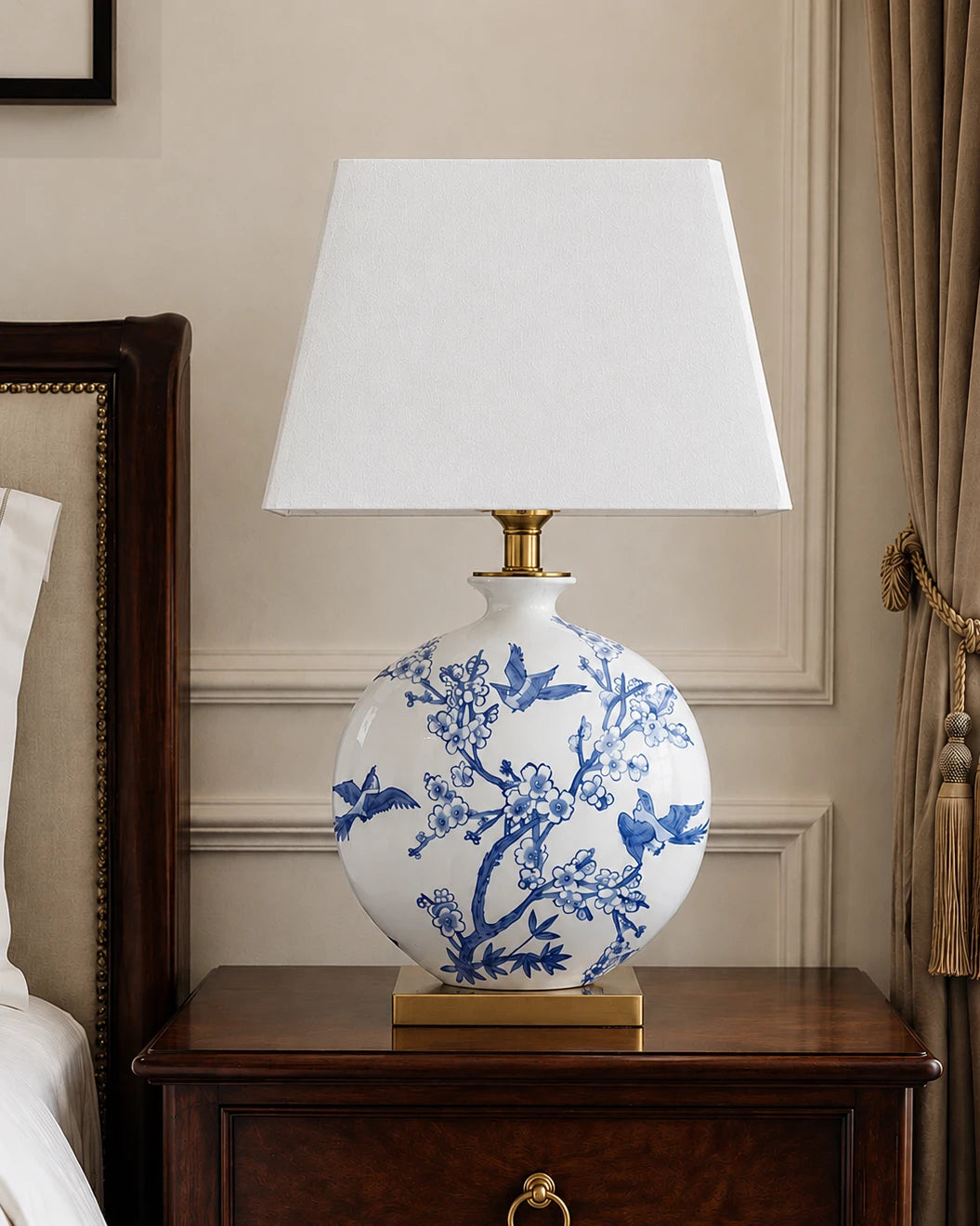 Azure Blossom Round Table Lamp 