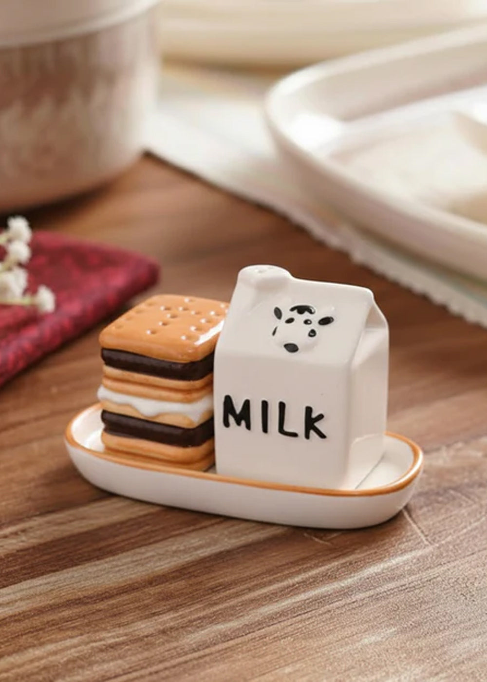 Salt & Pepper Shakers