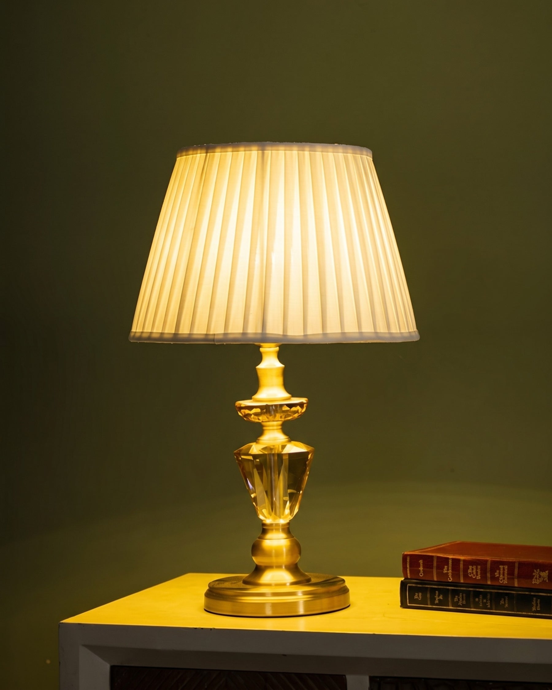 Shimmering Crystal Table Lamp 