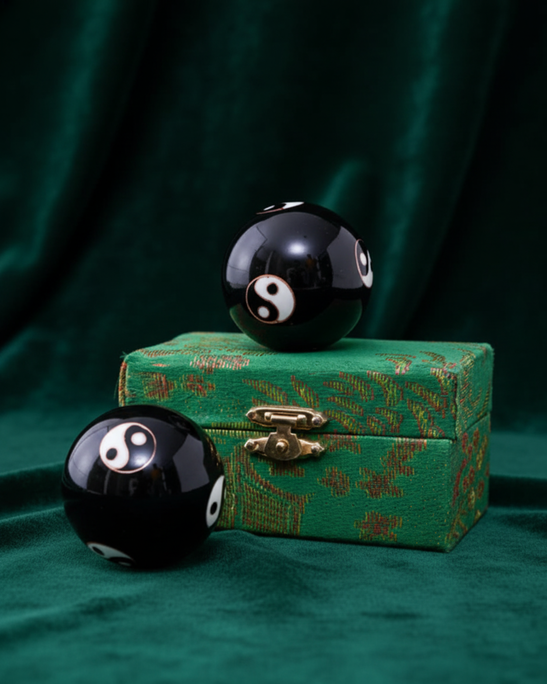 Yin Yang Harmony Decorative Music Ball - Black 
