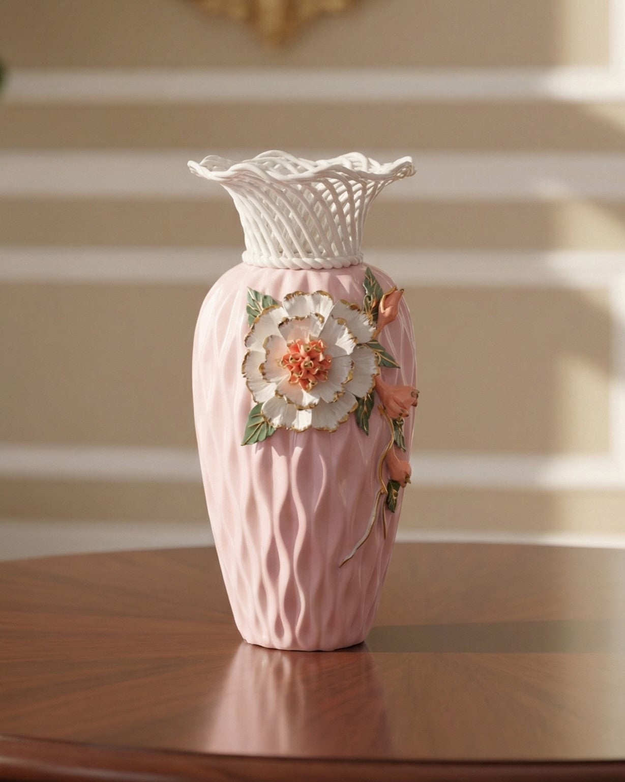 Lattice Rim Porcelain Vase - Pink 