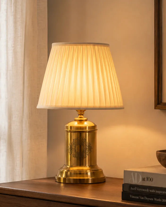 Regal Aura Brass Table Lamp 