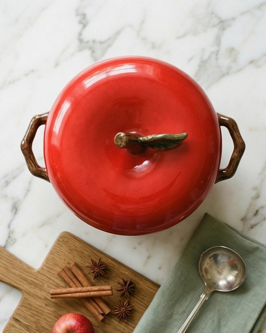 Red Apple Ceramic Casserole With Lid - 3 Ltr 