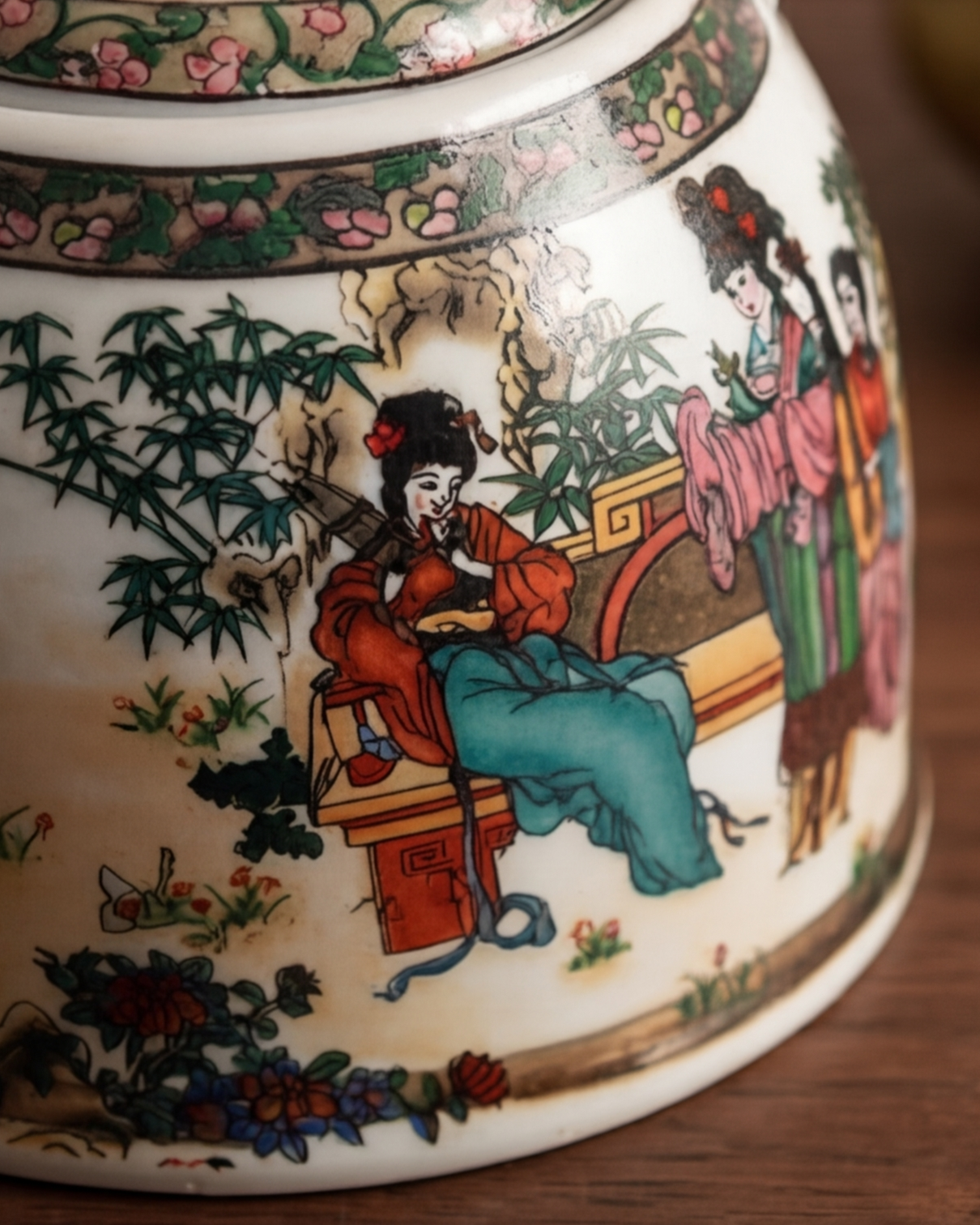 Imperial Garden Tea Kettle 