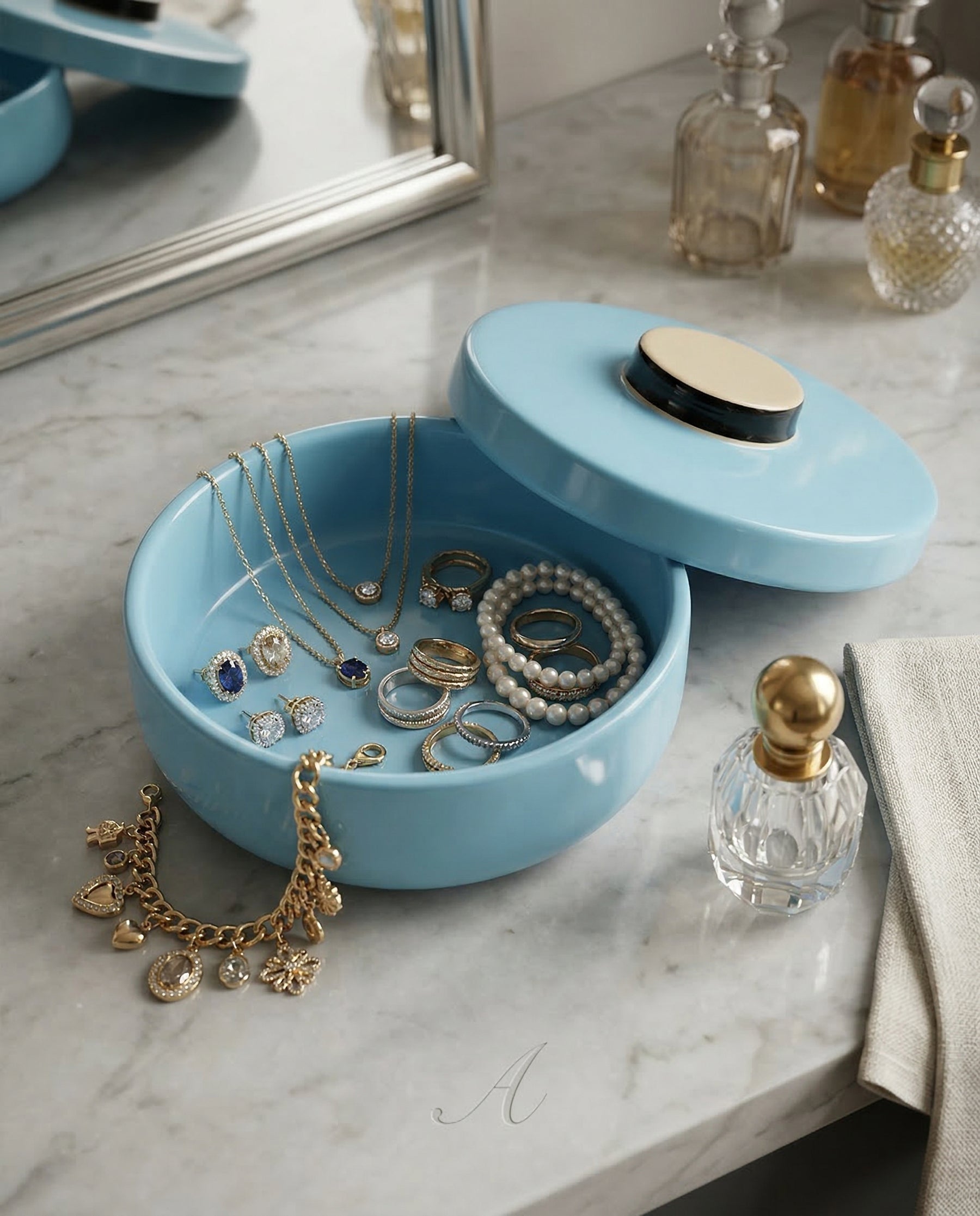 Ivory Shine Trinket Keeper - Sky blue 