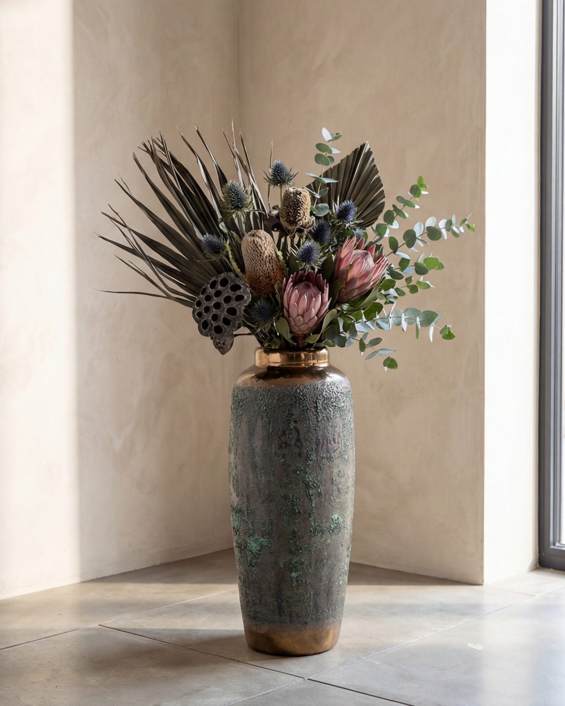 Obsidian Moss Floor Vase - Large 
