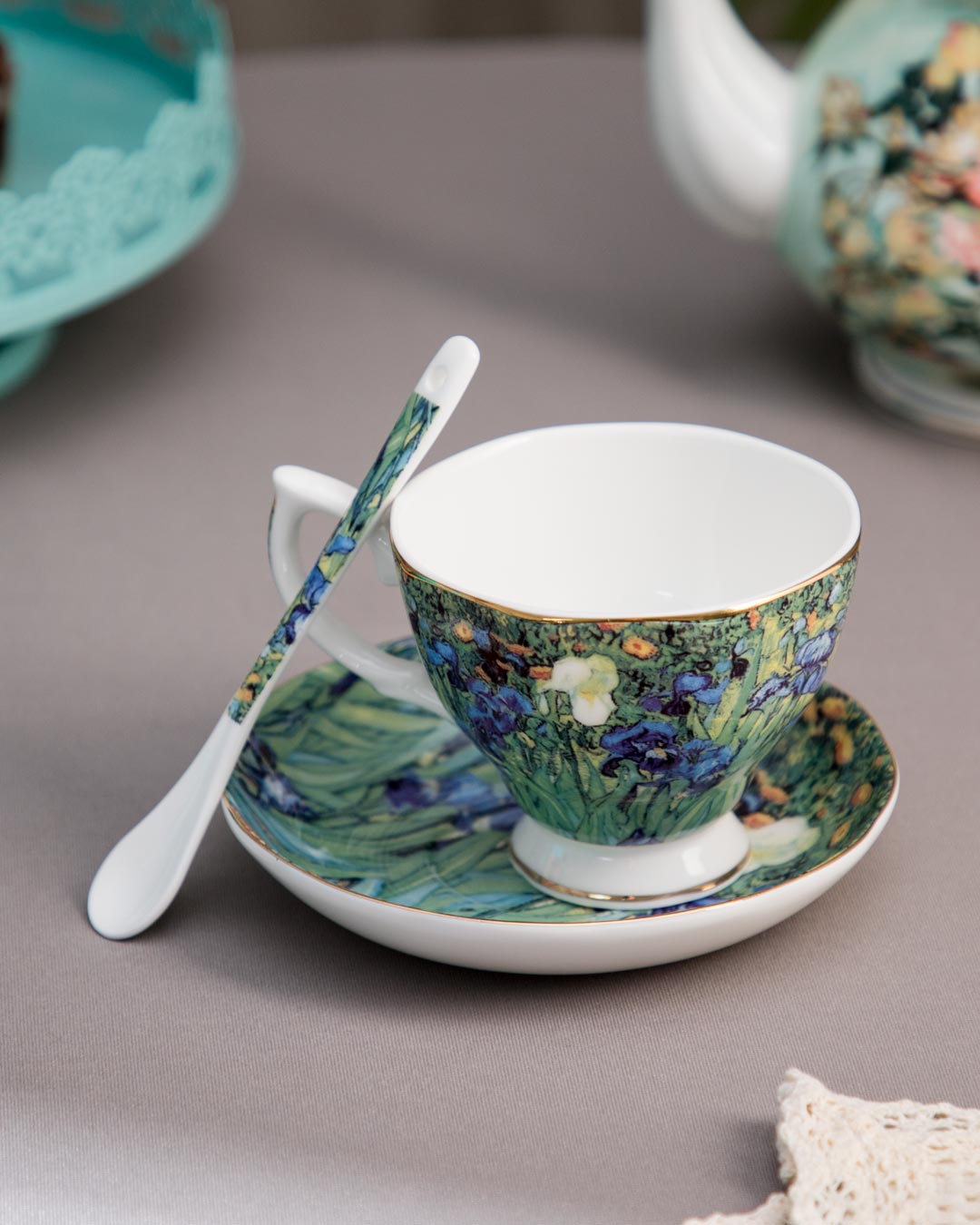 'Irises' Vincent Van Gogh Painting Cup & Saucer - The Decor Kart 