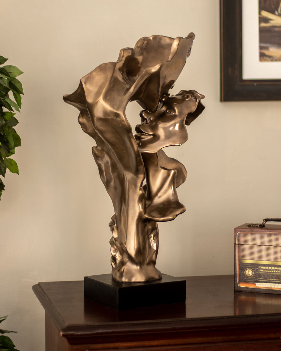 'Dearly Beloved' Tabletop Sculpture