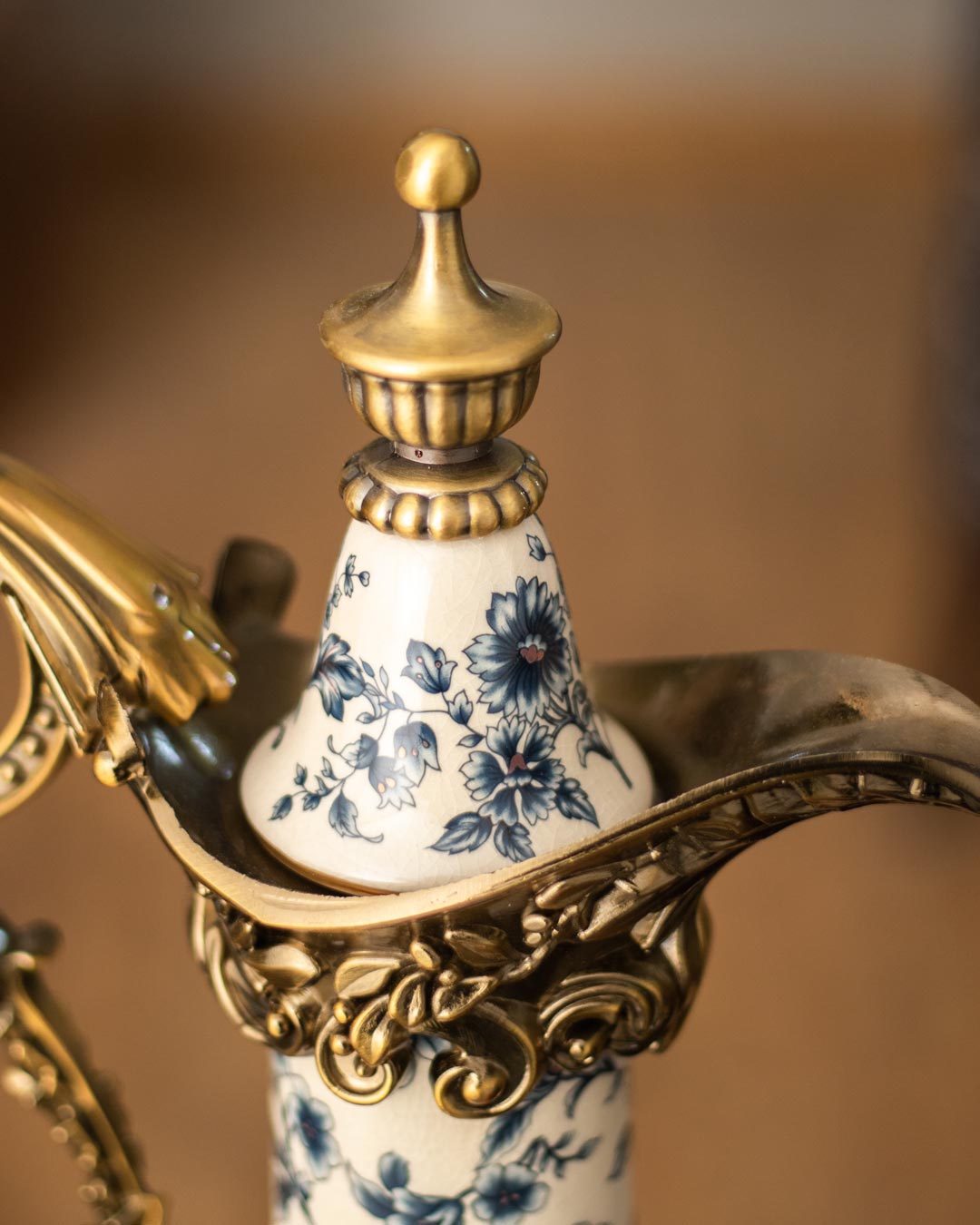 'Staffordshire' Victorian Ornamental Lidded Vase - The Decor Kart