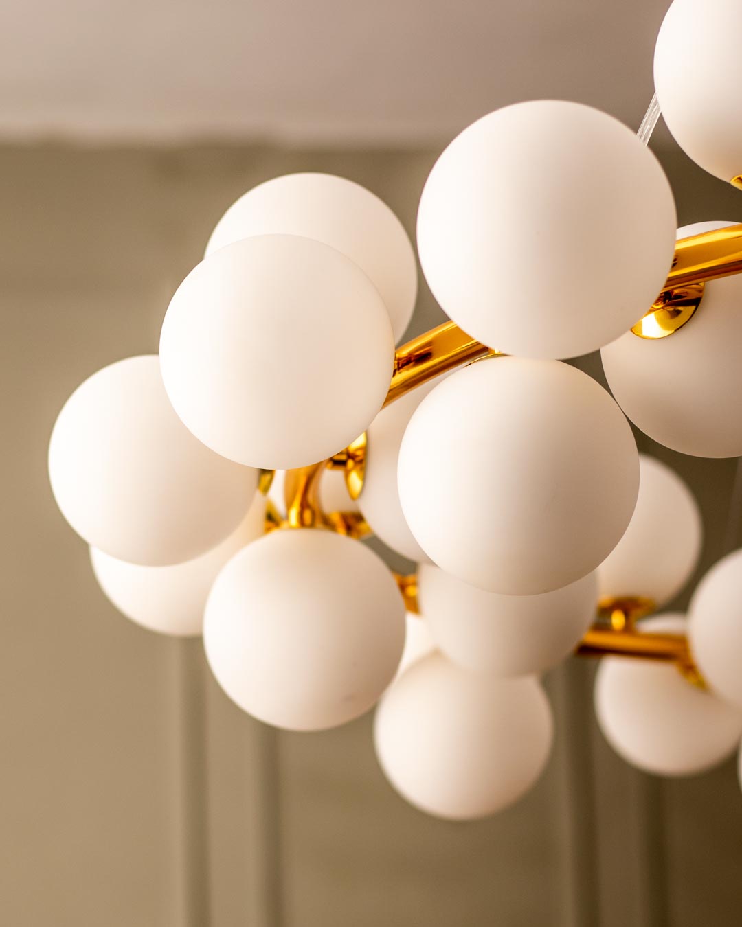 Celsina 45 - Light Globe Chandelier (Remote Control) - The Decor Kart 