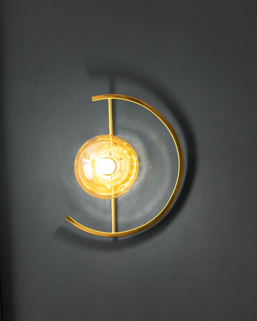Modern Ambient Wall Sconce - Amber