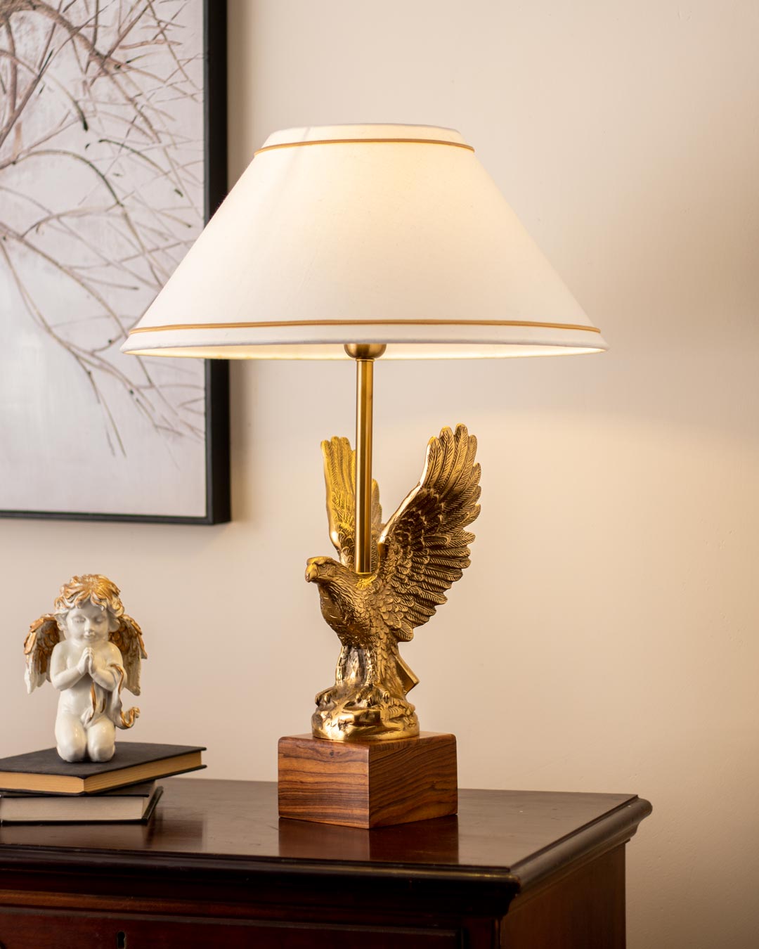 The Eagle Table Lamp - The Decor Kart 
