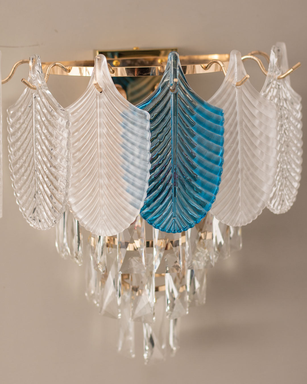 Leaf Shape Glass Piece Wall Light - The Decor Kart 
