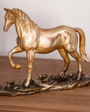 Graceful Gallop: Majestic Horse Figurine