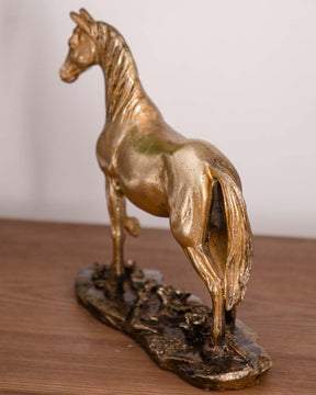 Graceful Gallop: Majestic Horse Figurine