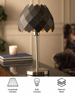 Blath Table Lamp