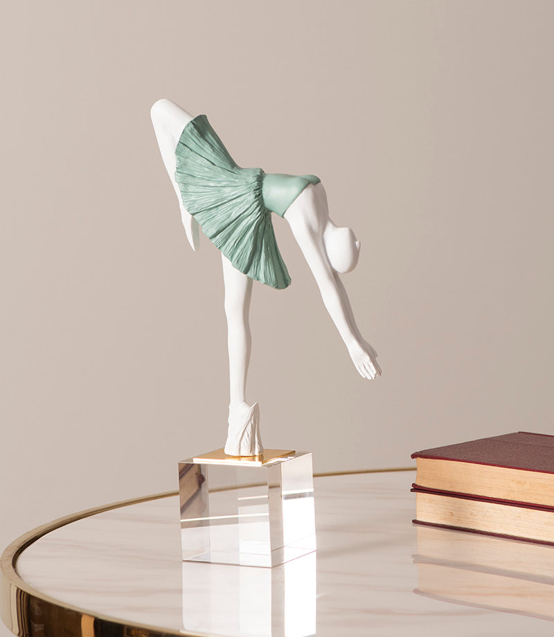 Exquisite Ballerina Figurine - Pastel - The Decor Kart 