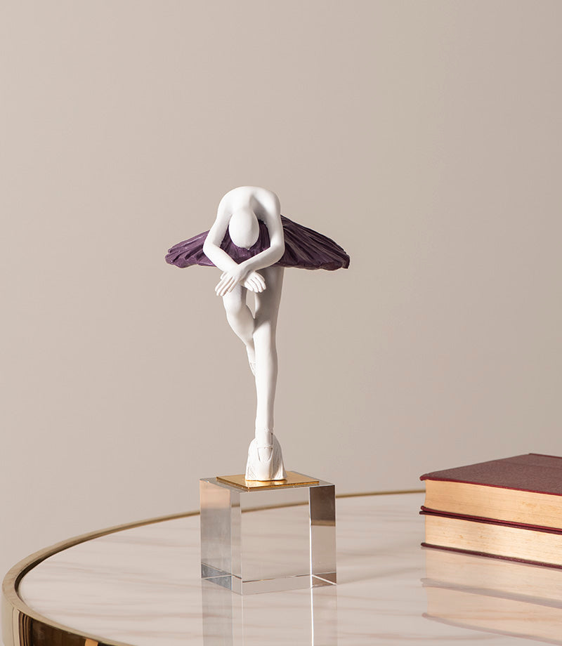 Graceful Ballerina Figurine - The Decor Kart 