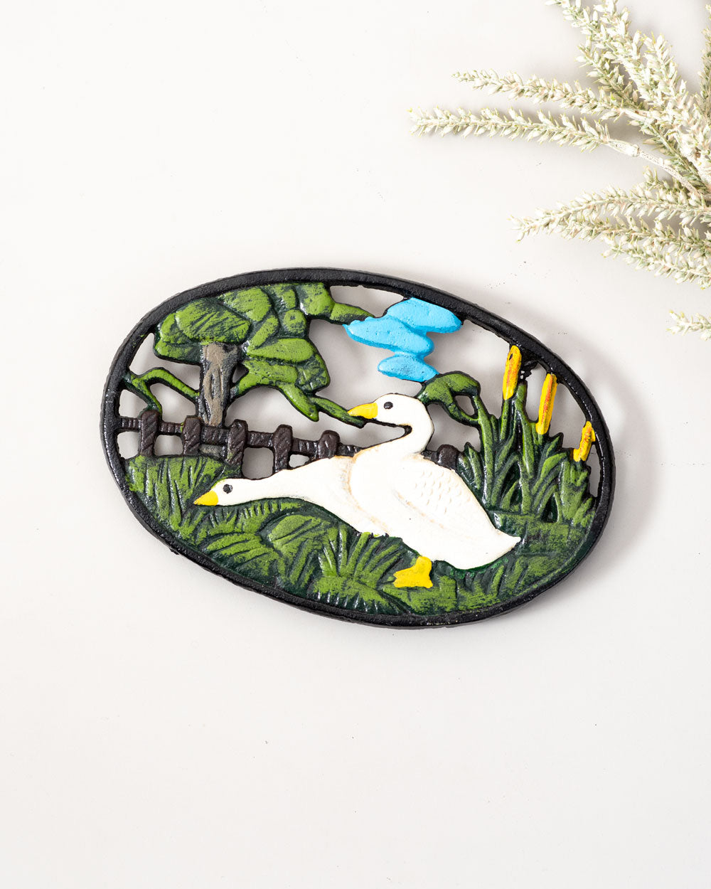 White Pekin Cast Iron Trivet - The Decor Kart 
