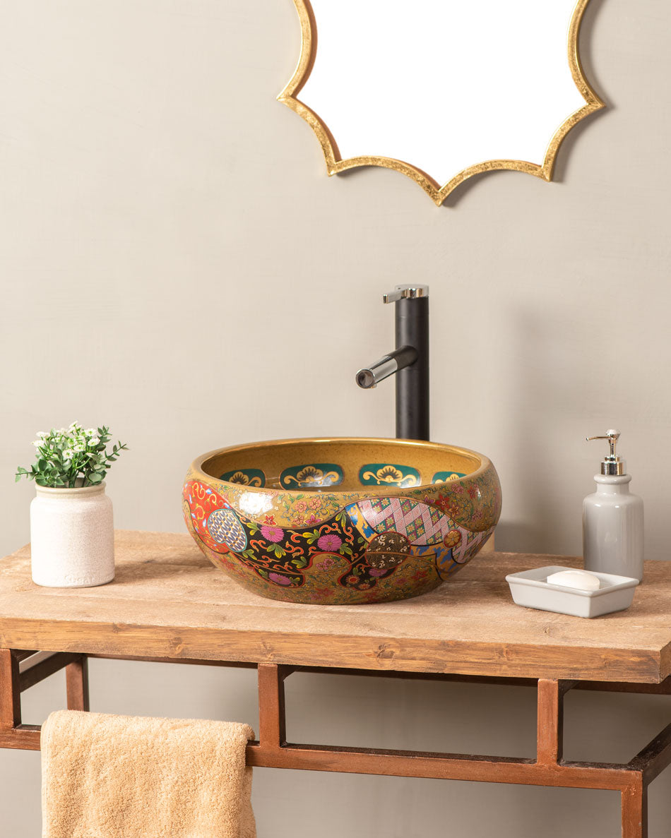 porcelain wash basin
