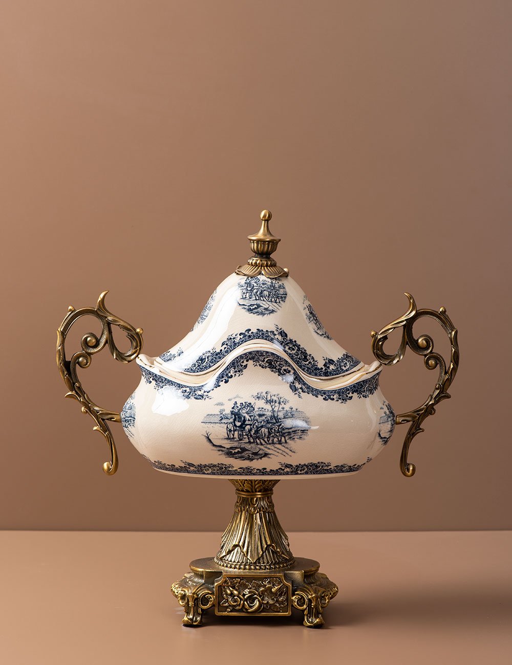 'Yorkshire' Victorian Ornamental Lidded Vase - The Decor Kart
