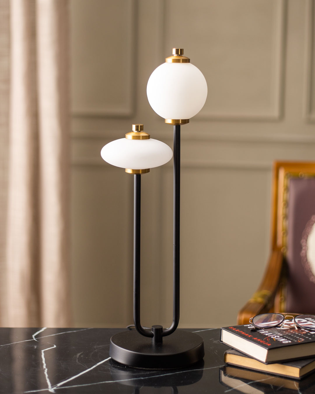 Exposior Table Lamp