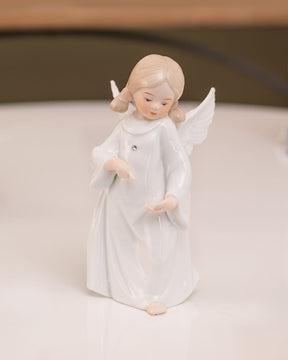 Fine Porcelain Figurine - Set of 2