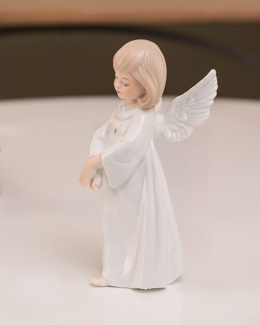 Fine Porcelain Figurine - Set of 2