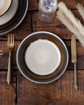 Rayshawn Dinner Plate - The Decor Kart 