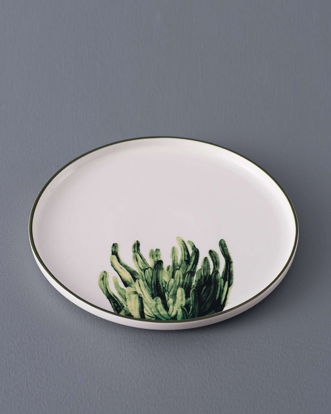 The Foliage - Green Outlined Dinner Plate